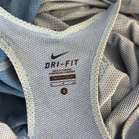 Womens Nike Dri-Fit Blue Racerback Light Weight Athletic Tank Top SIze Small - Picture 8 of 10